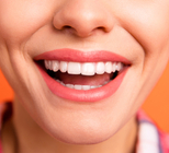 הצצה לעולם הלבנת השיניים: פודקאסט עם רופא שיניים מומחה -תמונה